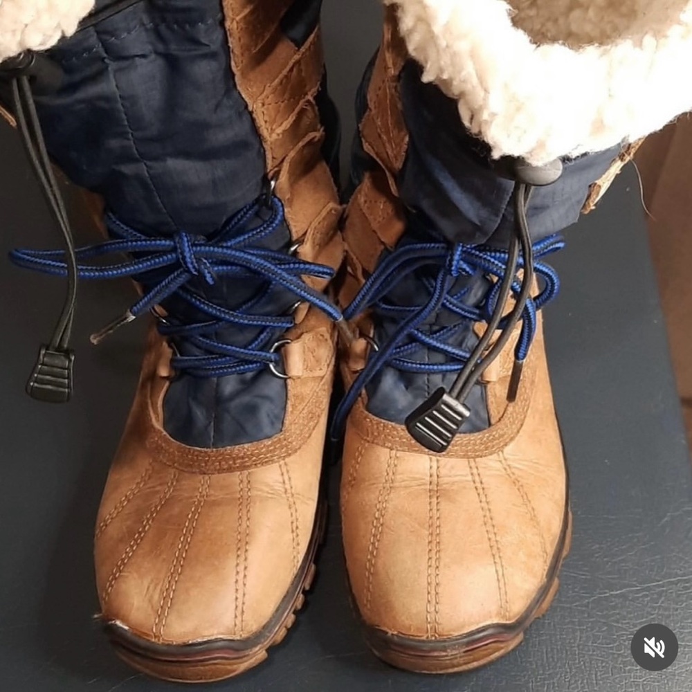 Pajar Waterproof Winter Boots - Picture 3 of 6